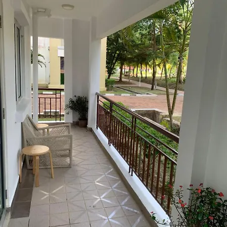 Desaru Homestay Southern, Tiara Desaru Seaview Residensi Bandar Penawar Exterior photo